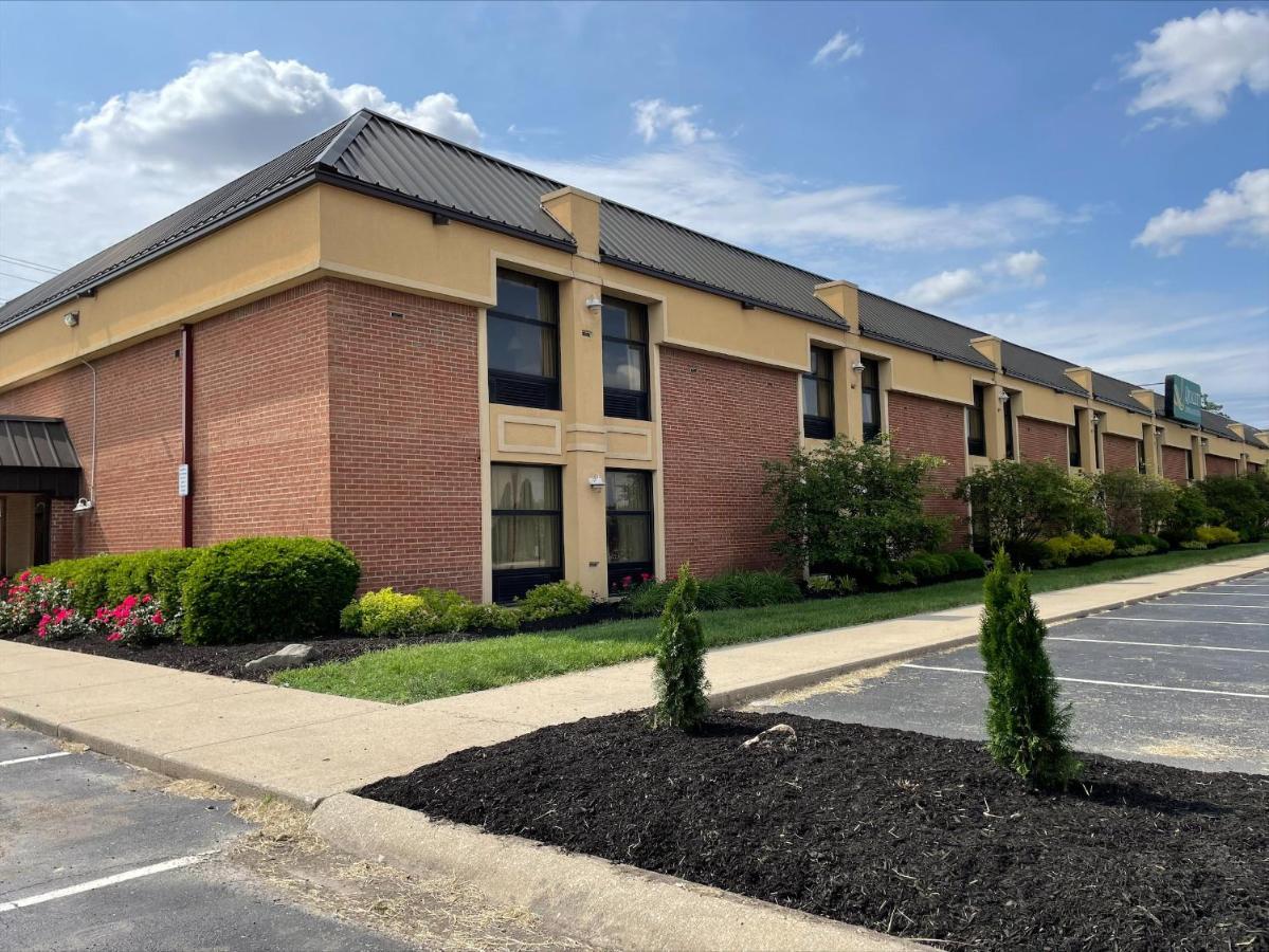 Quality Inn & Suites Greenfield I-70 Εξωτερικό φωτογραφία